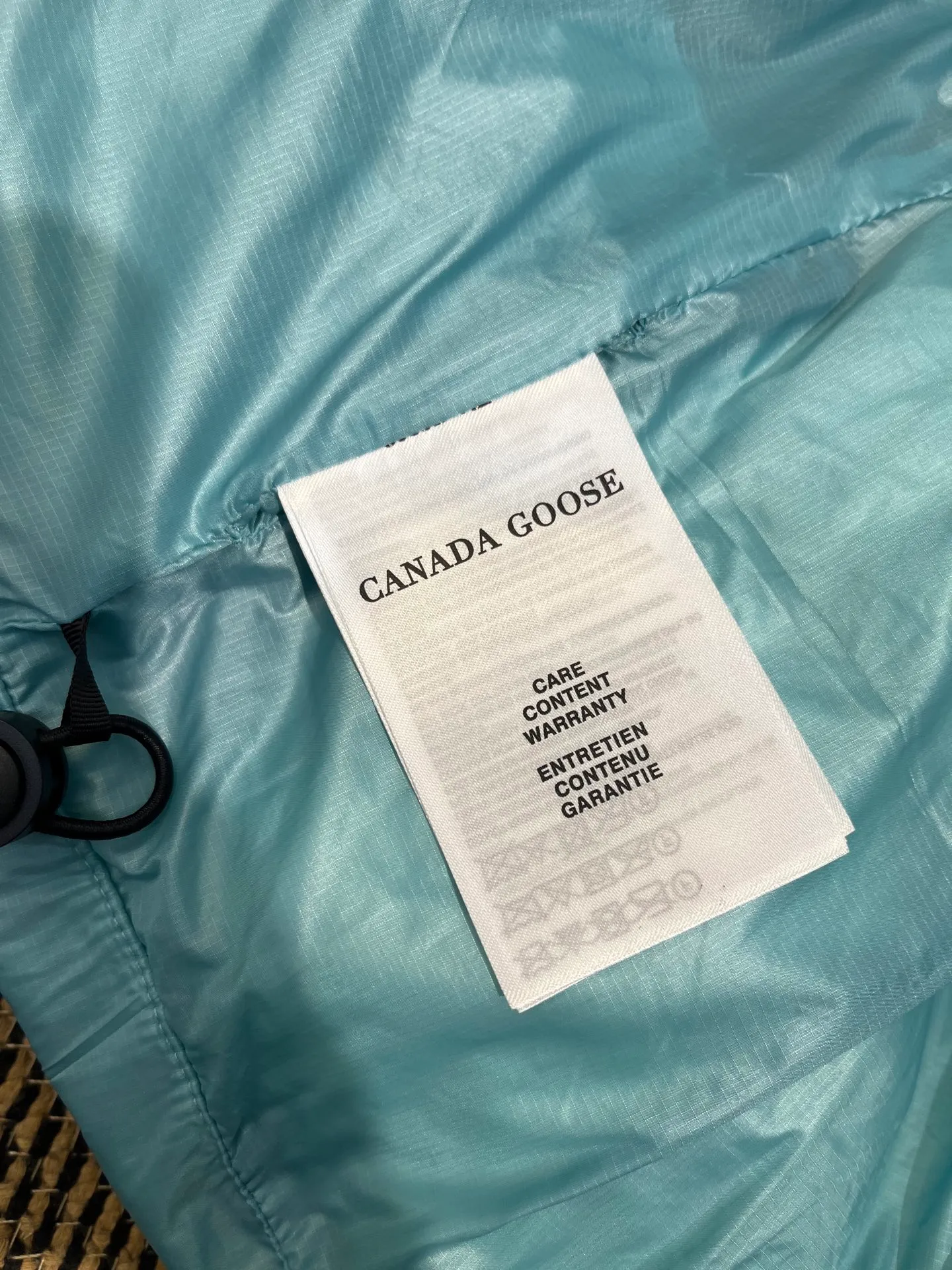P540 🇨🇦Canada Goose""🇨🇦🌟 Canada Goose Puff Down Vest has always been recognized as the warmest down jacket. Various Instagram celebrities, Internet celebrities, and celebrities often wear it for street photos. I make Canada Goose every year, but I still can't get rid of my love for it. No matter how cold the days are, there is no need to be afraid, because there is! Filled with 90% white duck down, it is the legendary warmest down jacket and is known as a must-have for Arctic outdoor sports! The most popular down jacket in the world, celebrities are rushing to buy it, it is a must-have!  size：xs-xxl